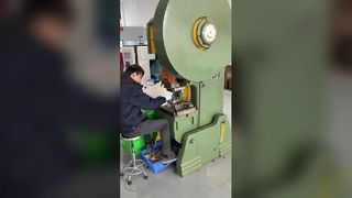 How Brisk Spring Water Descaler Chips Are Made